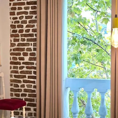 Apartment Albanian Art In Tirana's Heart